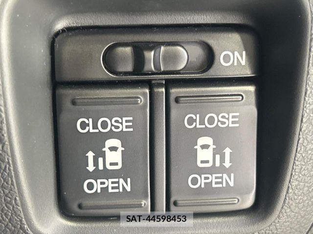 Honda N BOX CUSTOM 2013-08 8315904-4