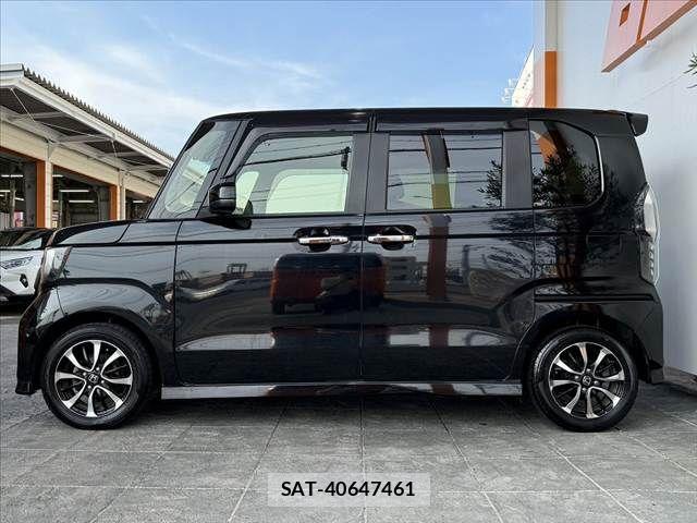 Honda N BOX CUSTOM 2019-11 8315896-10