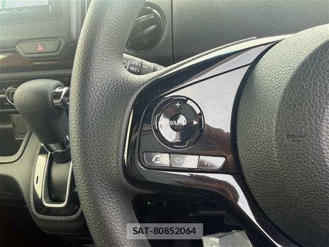 Honda N BOX CUSTOM 2022-02 8315826-13