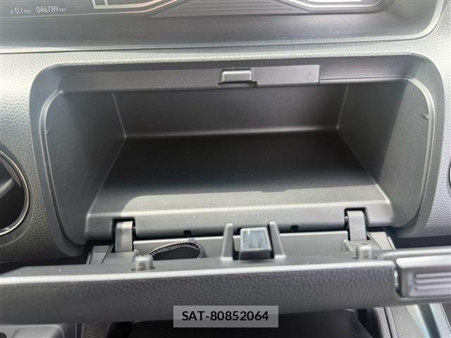 Honda N BOX CUSTOM 2022-02 8315826-18