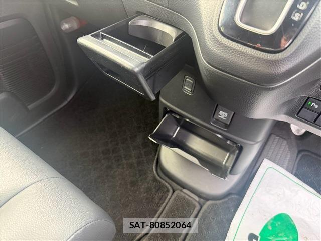 Honda N BOX CUSTOM 2022-02 8315826-19