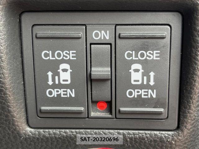 Honda N BOX CUSTOM 2021-01 8315880-3