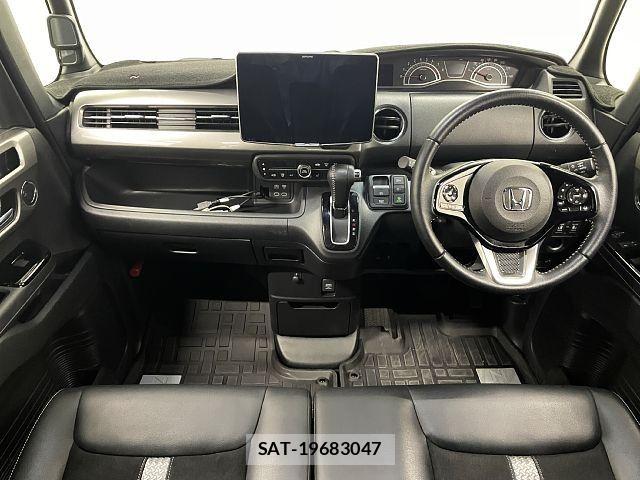 Honda N BOX CUSTOM 2022-09 8315818-1