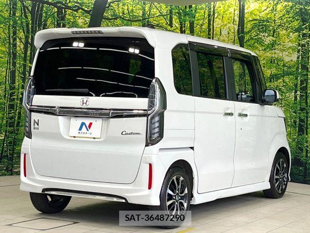 Honda N BOX CUSTOM 2019-11 8315862-16