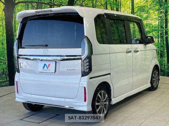 Honda N BOX CUSTOM 2022-11 8315847-16