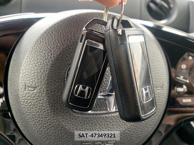 Honda N BOX CUSTOM 2022-06 8315859-14