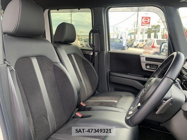 Honda N BOX CUSTOM 2022-06 8315859-17