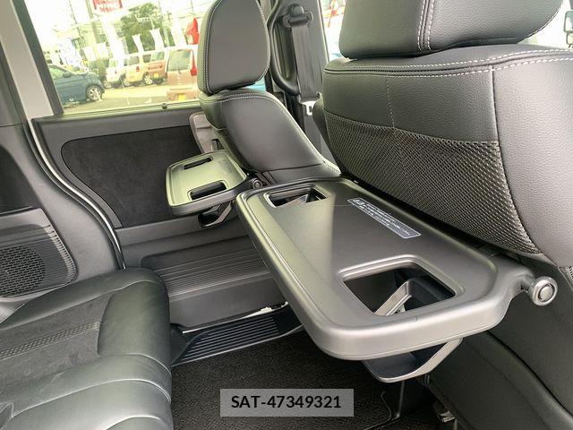 Honda N BOX CUSTOM 2022-06 8315859-24
