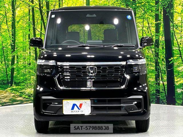 Honda N BOX CUSTOM 2026-01 8315821-15