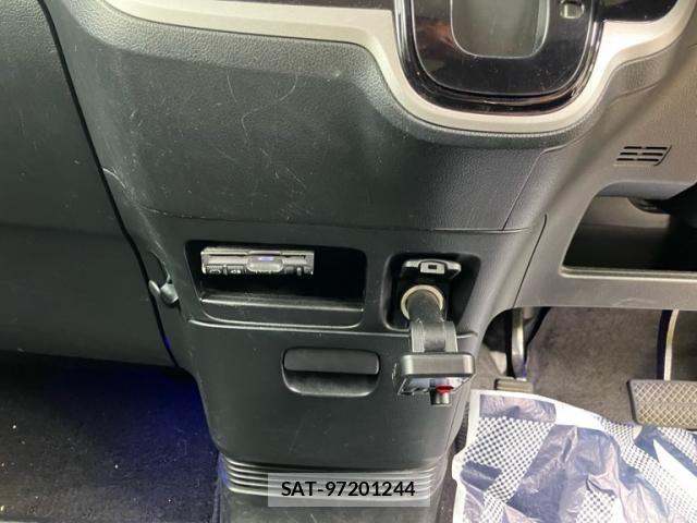 Honda N BOX CUSTOM 2013-05 8315921-22