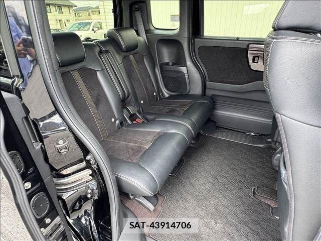 Honda N BOX CUSTOM 2018-11 8315886-9