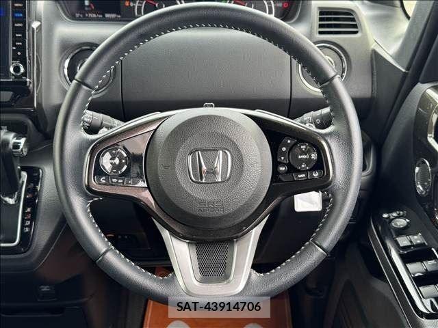 Honda N BOX CUSTOM 2018-11 8315886-11