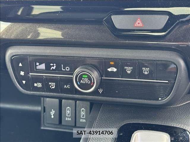 Honda N BOX CUSTOM 2018-11 8315886-15