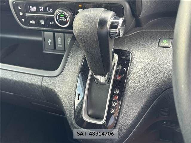 Honda N BOX CUSTOM 2018-11 8315886-16