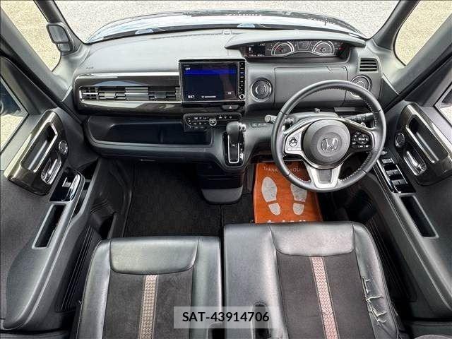 Honda N BOX CUSTOM 2018-11 8315886-1