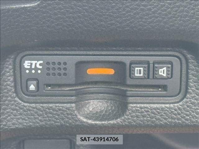 Honda N BOX CUSTOM 2018-11 8315886-27