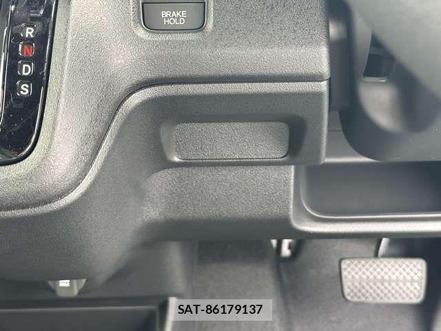 Honda N BOX CUSTOM 2026-04 8326443-16