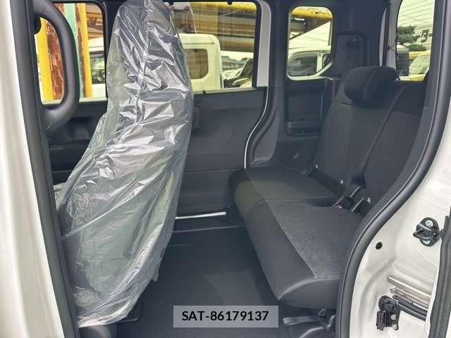 Honda N BOX CUSTOM 2026-04 8326443-5