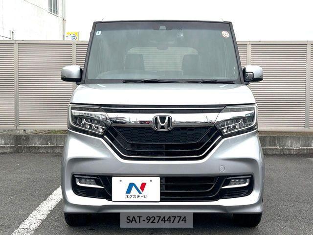 Honda N BOX CUSTOM 2018-05 8337047-13
