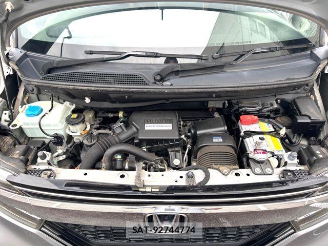 Honda N BOX CUSTOM 2018-05 8337047-17