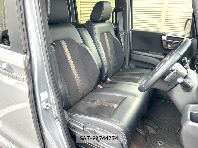 Honda N BOX CUSTOM 2018-05 8337047-7