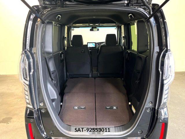 Honda N BOX CUSTOM 2020-03 8337069-10