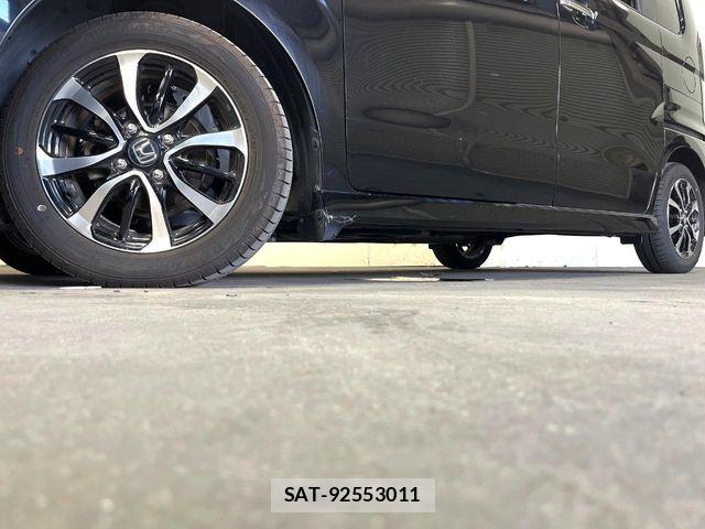 Honda N BOX CUSTOM 2020-03 8337069-13