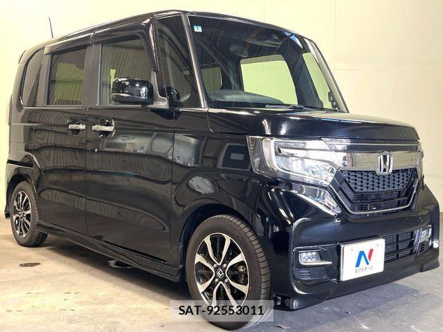 Honda N BOX CUSTOM 2020-03 8337069-16
