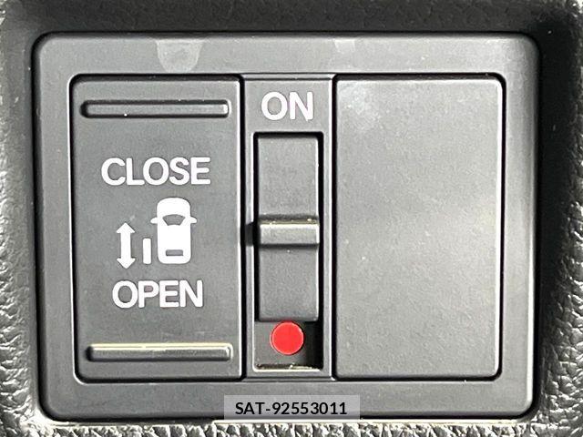 Honda N BOX CUSTOM 2020-03 8337069-4
