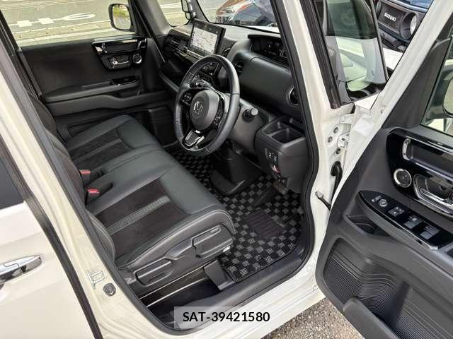 Honda N BOX CUSTOM 2023-08 8337023-10