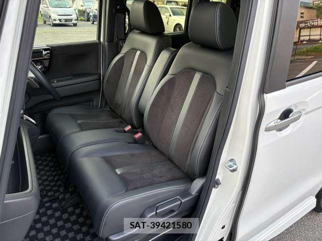 Honda N BOX CUSTOM 2023-08 8337023-11