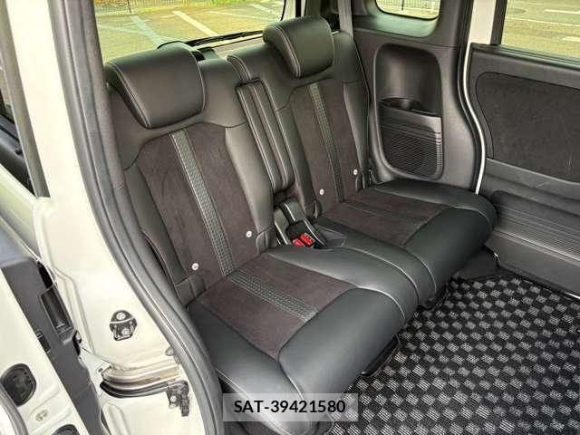 Honda N BOX CUSTOM 2023-08 8337023-13