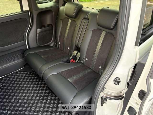 Honda N BOX CUSTOM 2023-08 8337023-16