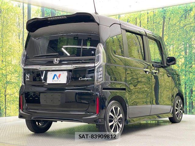 Honda N BOX CUSTOM 2019-09 8337058-16