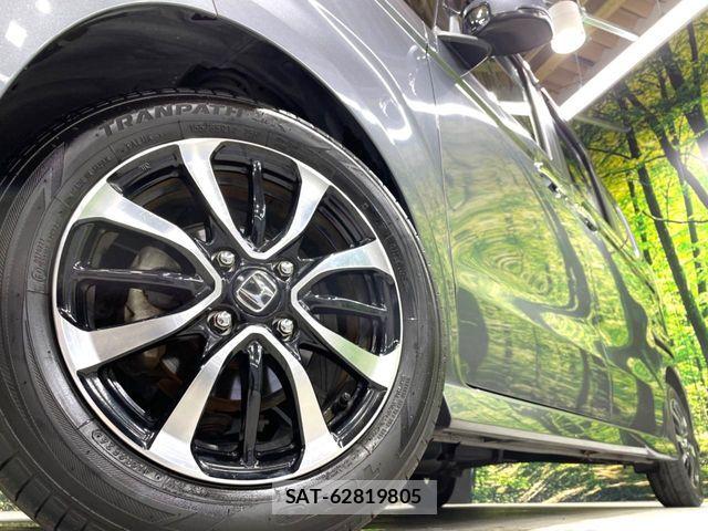 Honda N BOX CUSTOM 2019-04 8337086-13