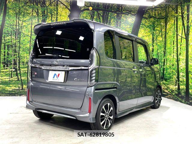 Honda N BOX CUSTOM 2019-04 8337086-16