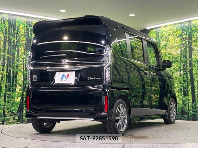 Honda N BOX CUSTOM 2021-06 8337064-16