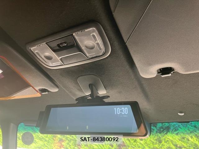 Honda N BOX CUSTOM 2017-12 8337084-18