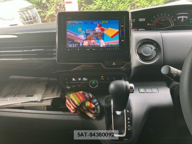 Honda N BOX CUSTOM 2017-12 8337084-21