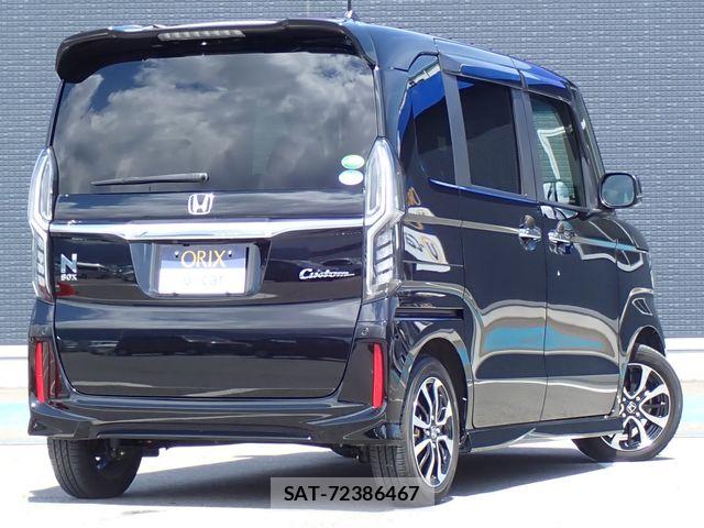 Honda N BOX CUSTOM 2019-06 8337051-2