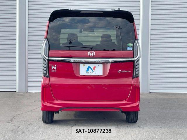 Honda N BOX CUSTOM 2018-03 8337081-14