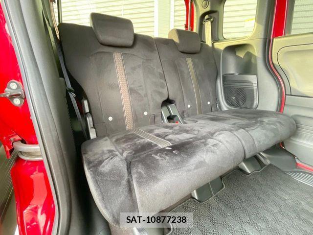 Honda N BOX CUSTOM 2018-03 8337081-8