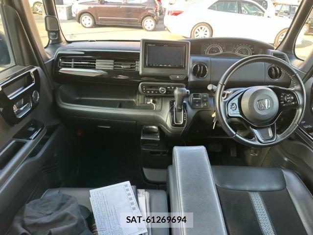 Honda N BOX CUSTOM 2022-07 8337082-6