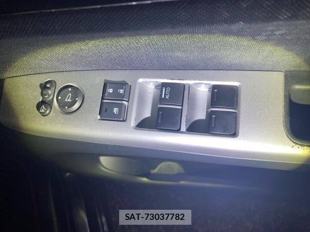 Honda N BOX CUSTOM 2016-04 8337104-16