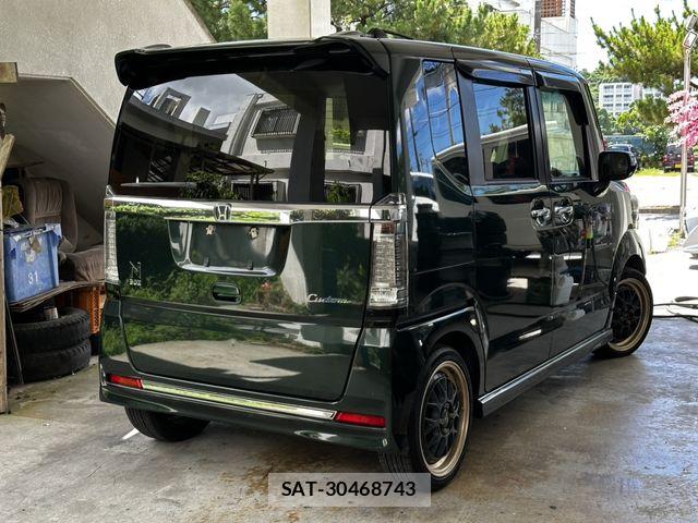 Honda N BOX CUSTOM 2016-09 8337107-3