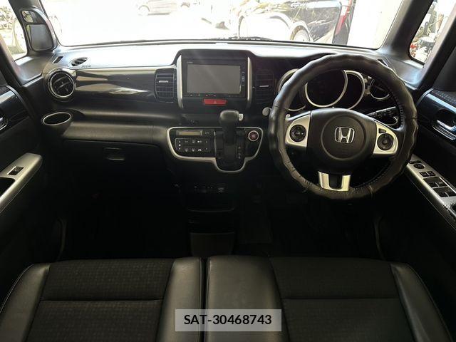 Honda N BOX CUSTOM 2016-09 8337107-6