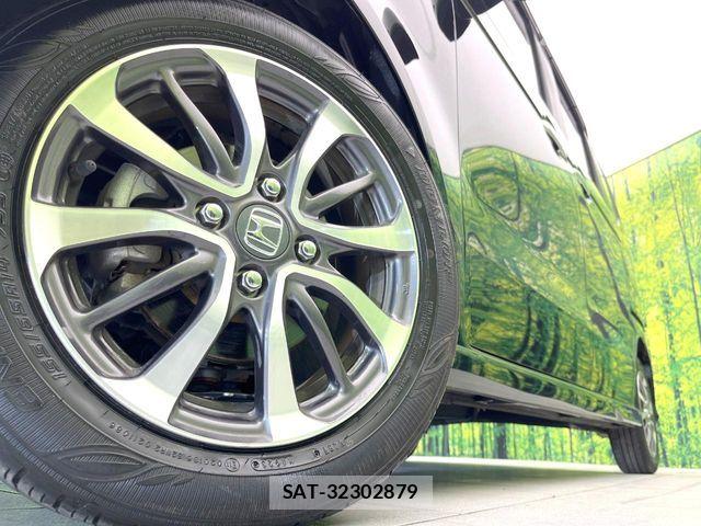 Honda N BOX CUSTOM 2024-02 8335032-12