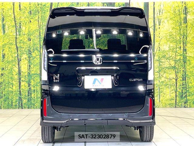 Honda N BOX CUSTOM 2024-02 8335032-14