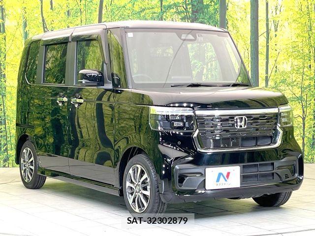 Honda N BOX CUSTOM 2024-02 8335032-15