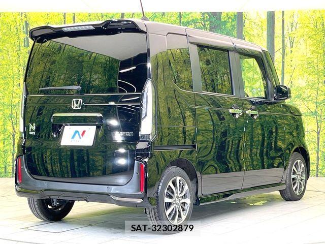 Honda N BOX CUSTOM 2024-02 8335032-16
